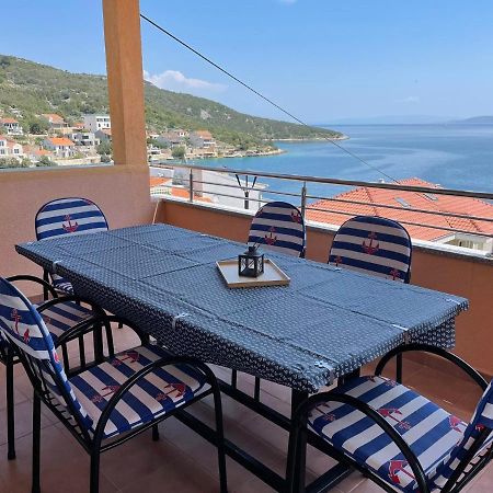 Apartman Emilija Vinisce Exterior foto