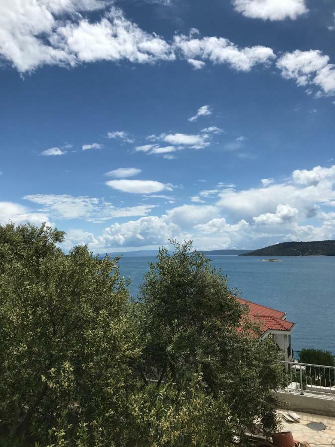 Apartman Emilija Vinisce Exterior foto